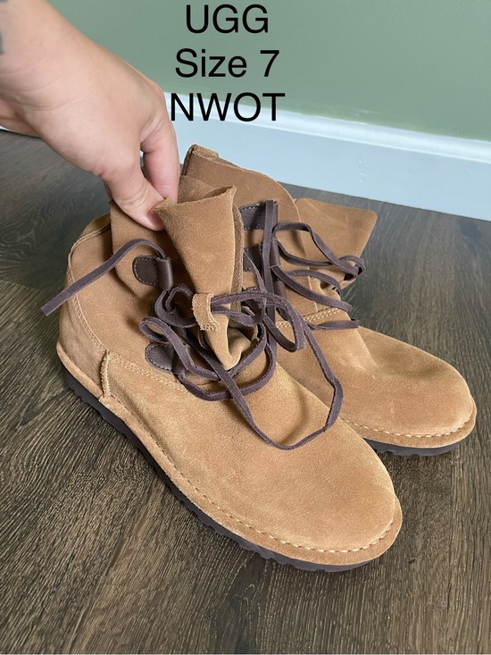 UGG Shoes - UGG Chestnut/Tan Suede Lace-Up Ankle Boots